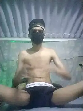 Snapshot of HannanKhan25 chatting on 11-08-25, 08:12 HannanKhan25 online show from 11-08-25, 08:12