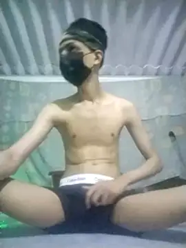 Snapshot of HannanKhan25 chatting on 02-21-26, 08:11 HannanKhan25 online show from 02-21-26, 08:11