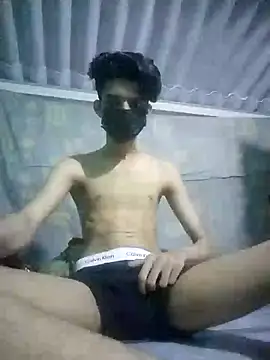 Snapshot of HannanKhan25 chatting on 09-30-25, 01:50 HannanKhan25 online show from 09-30-25, 01:50