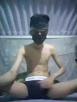 Snapshot of HannanKhan25 chatting on 11-10-25, 01:16 HannanKhan25 online show from 11-10-25, 01:16