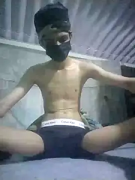 Snapshot of HannanKhan25 chatting on 10-23-25, 12:48 HannanKhan25 online show from 10-23-25, 12:48