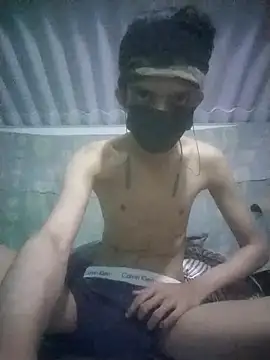 Snapshot of HannanKhan25 chatting on 02-15-26, 09:03 HannanKhan25 online show from 02-15-26, 09:03