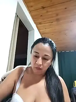 Snapshot of MELODY__06 chatting on 05-16-26, 02:54 MELODY 06 online show from 05-16-26, 02:54