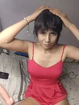 yulicita cos online show from 05-23-26, 02:43