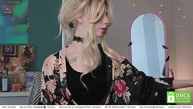 sweetuniporn online show from 05-09-26, 08:07