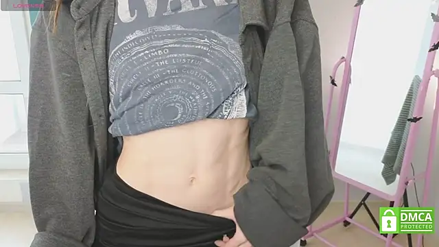 sweetuniporn online show from 04-14-26, 08:52