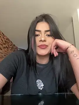 Kariina  69 online show from 09-08-25, 09:47