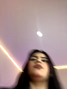 Kariina  69 online show from 10-07-25, 03:51