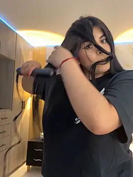 Kariina  69 online show from 12-19-25, 03:43