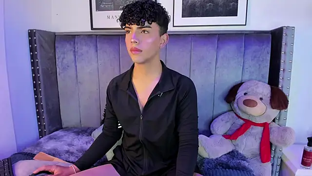 Niick Twink online show from 10-08-25, 07:36