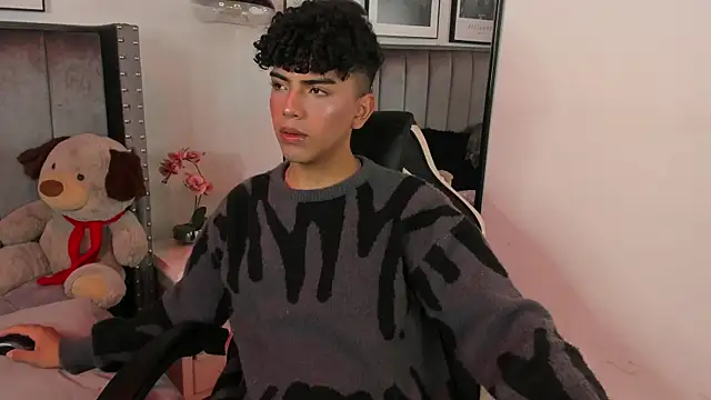 Niick Twink online show from 09-08-25, 07:35