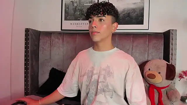 Niick Twink online show from 09-13-25, 07:36