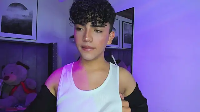 Niick Twink online show from 10-20-25, 07:36