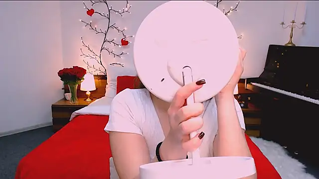 marshmallowee online show from 12-16-25, 01:37