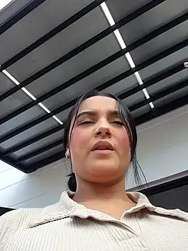 Snapshot of Rosa_Warreen_ chatting on 09-09-25, 01:09 Rosa Warreen online show from 09-09-25, 01:09