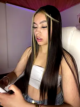 Cristina pinkk online show from 09-24-25, 12:18