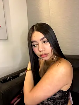 Cristina pinkk online show from 11-12-25, 03:10