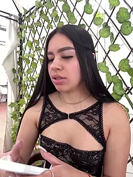 Cristina pinkk online show from 10-31-25, 06:26