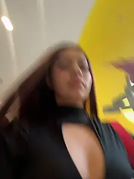 Cristina pinkk online show from 04-08-26, 09:16