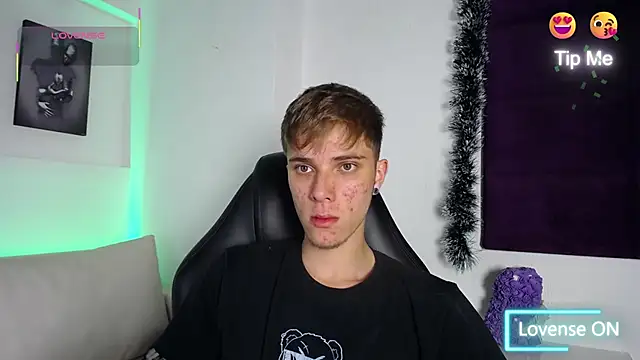 Robbin Blaze online show from 12-20-25, 02:58