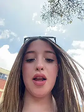 Baby  Otaku online show from 04-04-26, 05:41