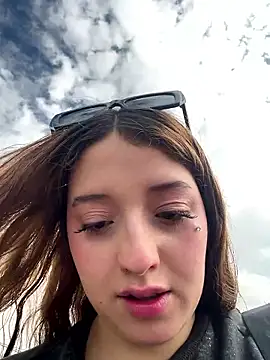 Baby  Otaku online show from 11-16-25, 07:40