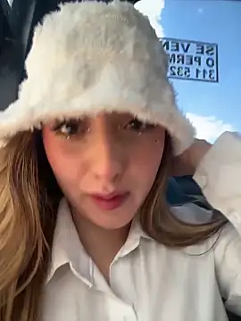 Baby  Otaku online show from 02-25-26, 06:08