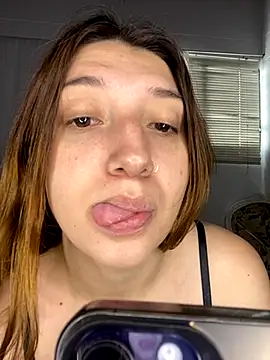 Mia  Gray online show from 11-12-25, 06:01