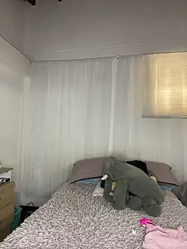 Mia  Gray online show from 11-24-25, 06:19