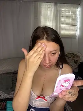 Mia  Gray online show from 11-18-25, 06:00