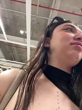 Snapshot of Mia__Gray chatting on 05-18-26, 06:12 Mia Gray online show from 05-18-26, 06:12