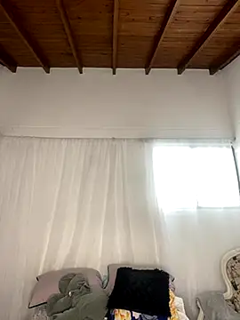 Mia  Gray online show from 11-13-25, 06:12