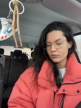 MeekyRich online show from 11-25-25, 03:51