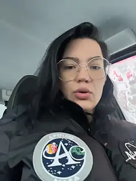 MeekyRich online show from 11-24-25, 03:06