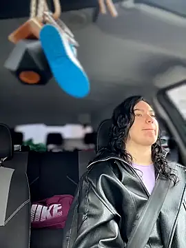 MeekyRich online show from 04-08-26, 03:08