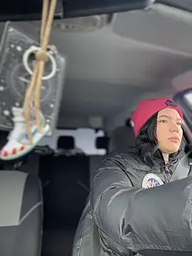 MeekyRich online show from 03-18-26, 03:42