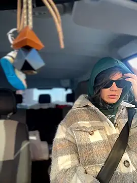 MeekyRich online show from 04-18-26, 03:09