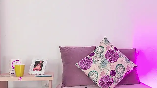 caro hill online show from 01-13-26, 05:33