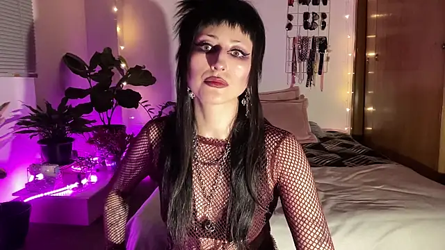 ELENA UMBRA online show from 04-04-26, 02:40
