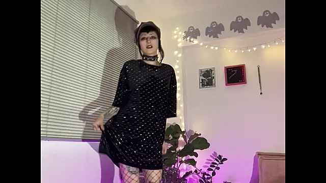 ELENA UMBRA online show from 01-06-26, 09:41