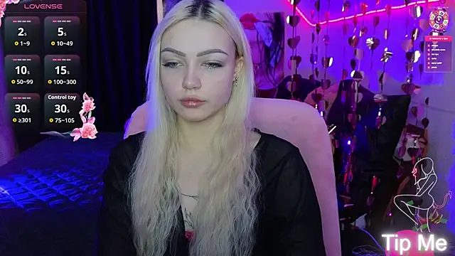 LinaLirian online show from 02-18-26, 10:12