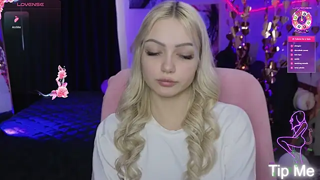 LinaLirian online show from 04-13-26, 08:07