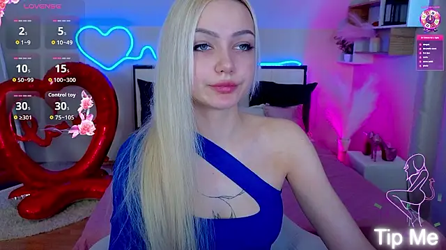 LinaLirian online show from 02-13-26, 10:04