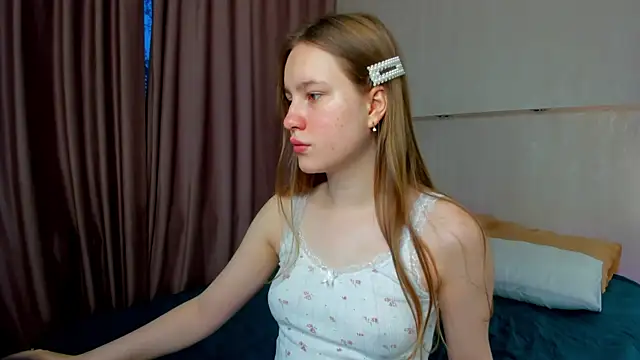Snapshot of Candy_Cansew chatting on 09-20-25, 12:04 Candy Cansew online show from 09-20-25, 12:04