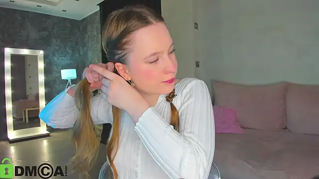 Snapshot of Candy_Cansew chatting on 04-26-26, 01:03 Candy Cansew online show from 04-26-26, 01:03