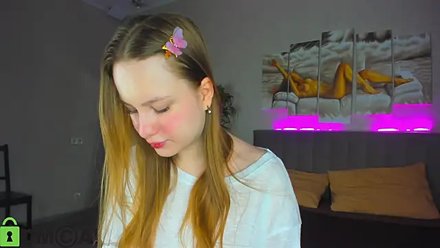 Snapshot of Candy_Cansew chatting on 05-15-26, 01:03 Candy Cansew online show from 05-15-26, 01:03