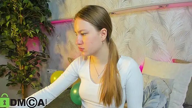 Snapshot of Candy_Cansew chatting on 10-03-25, 12:58 Candy Cansew online show from 10-03-25, 12:58