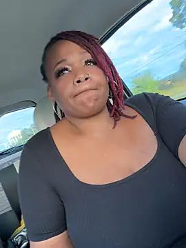 RoyalQueen2u online show from 10-10-25, 09:48