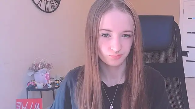 KateKayer online show from 09-09-25, 08:24