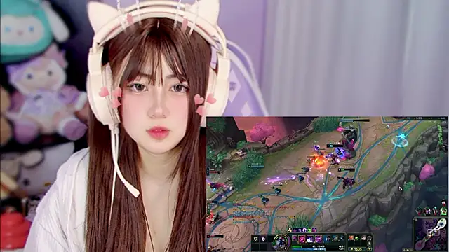 yuki3366 online show from 04-15-26, 02:32